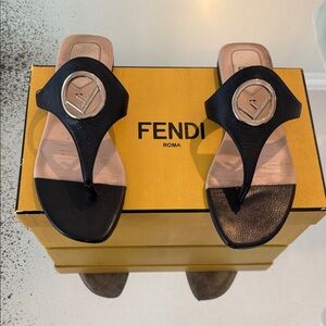 Fendi Black Size 36 Flat Leather Sandals with Silver Accent